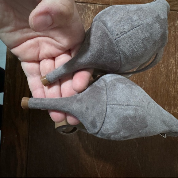 Gray NineWest heels - Picture 6 of 6